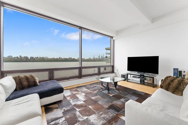 $849,000 | 9 Somerset Lane, Unit 402, Edgewater, NJ 07020