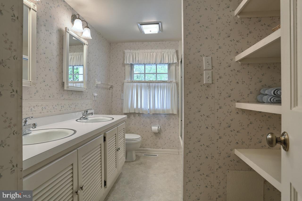 959 Greenlea Road Hershey, PA 17033 - Photo 25 of 30 Gallery Image 25