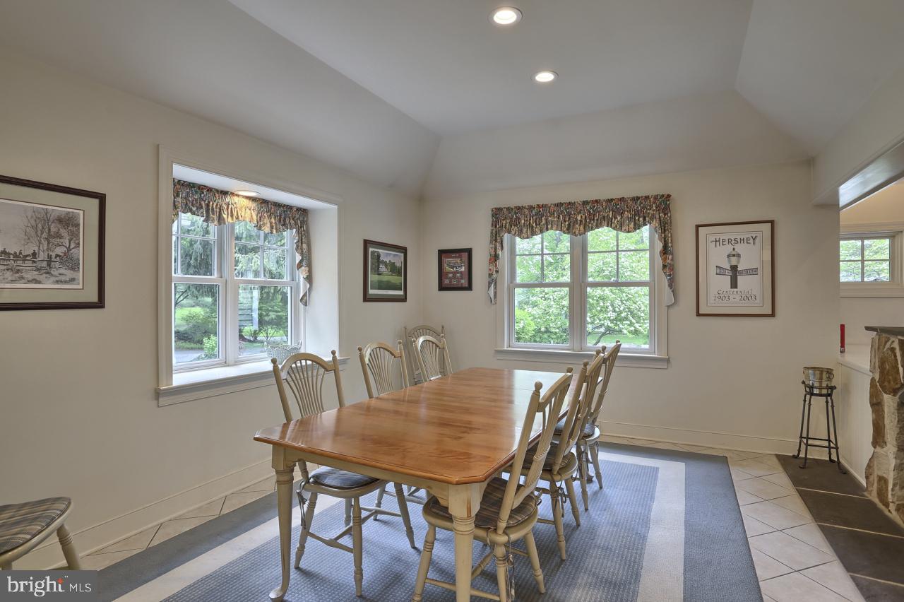 959 Greenlea Road Hershey, PA 17033 - Photo 10 of 30 Gallery Image 10