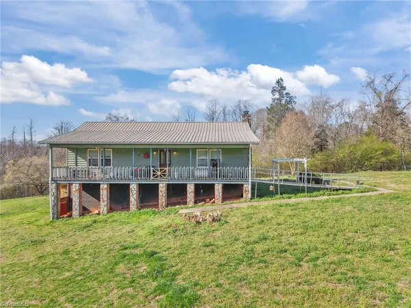 $285,000 | 487 King Road, Seagrove, NC 27341