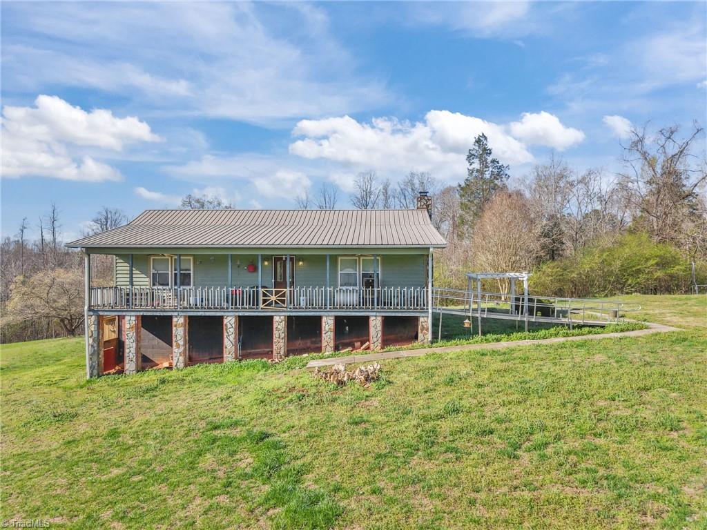 487 King Road Seagrove, NC 27341 - Photo 1 of 42