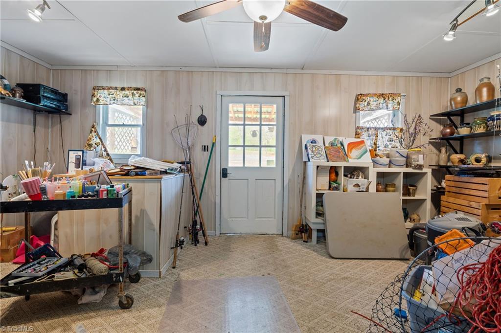487 King Road Seagrove, NC 27341 - Photo 29 of 42 Artist, Makers, creators- this space is for you!