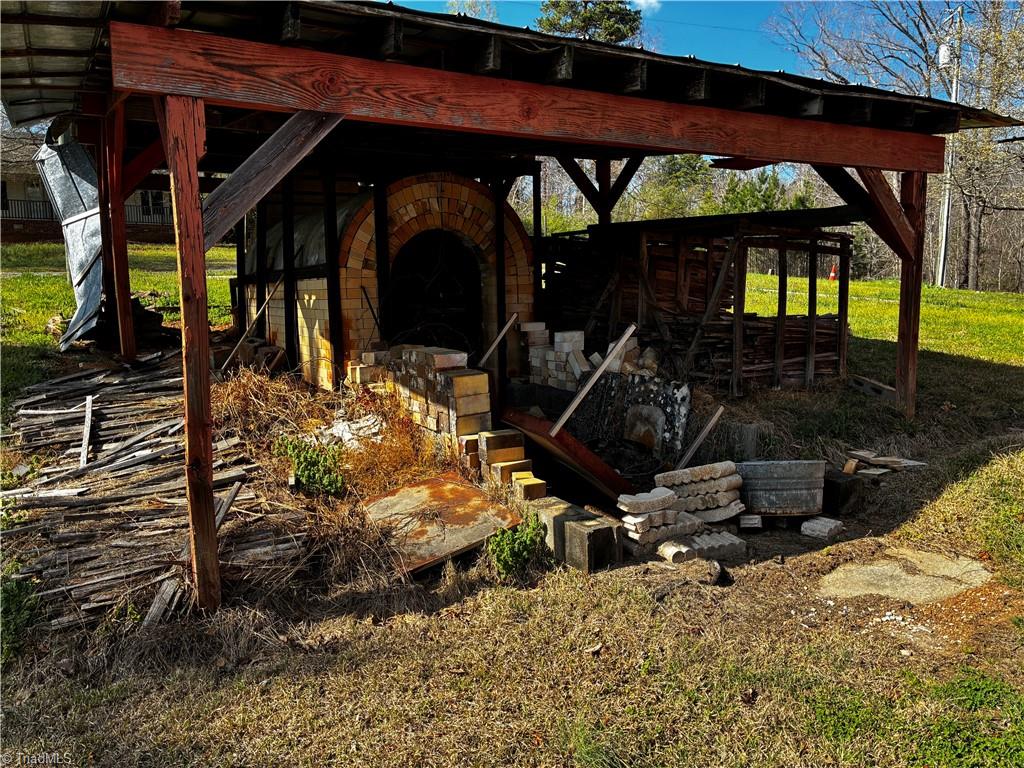 487 King Road Seagrove, NC 27341 - Photo 32 of 42 Wood burning kiln
