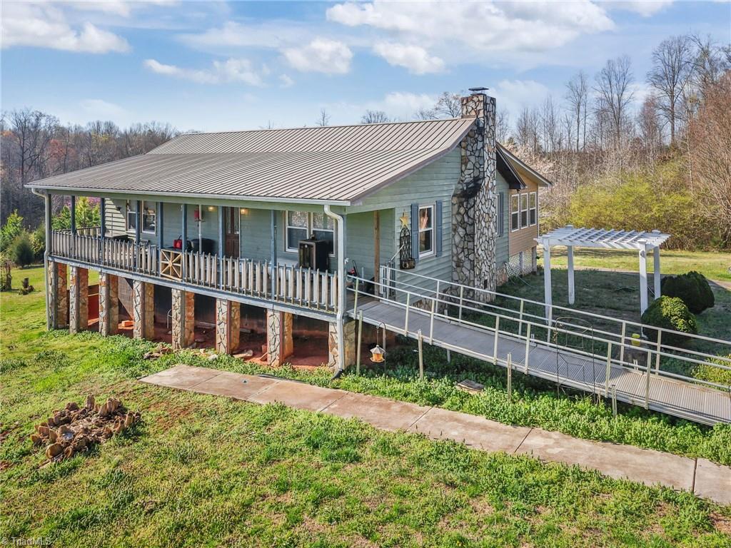 487 King Road Seagrove, NC 27341 - Photo 8 of 42