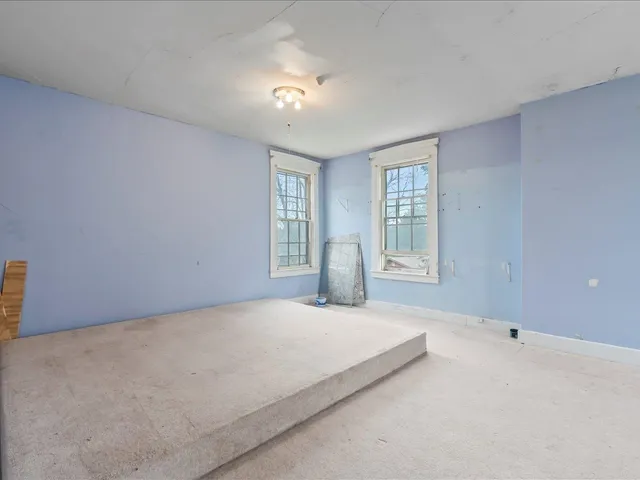 $214,995 | 4804 Northwest Boulevard, Davenport, IA 52806