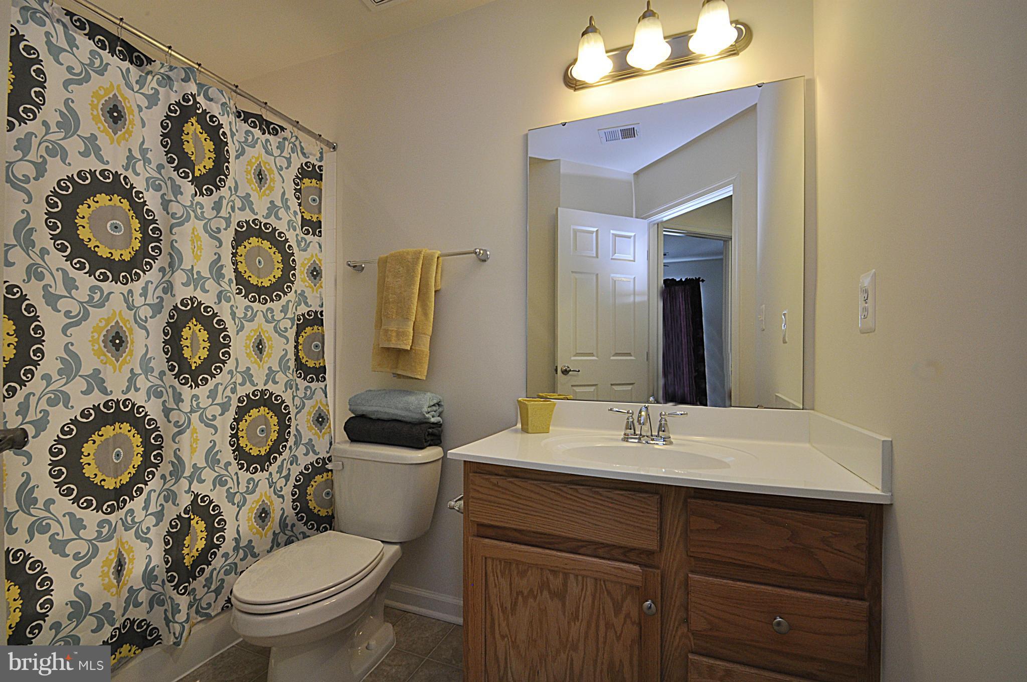 112 Short Branch Road Stafford, VA 22556 - Photo 17 of 30 Hall Bath