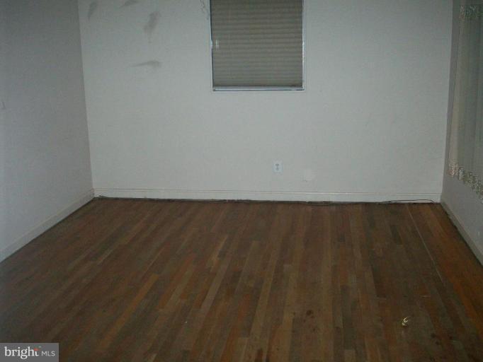 3008 Weisman Road Silver Spring, MD 20902 - Photo 3 of 7 Living Room
