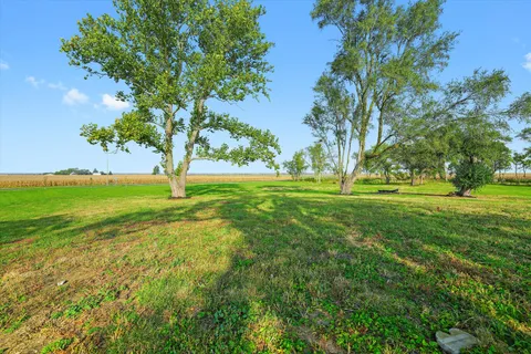 $670,000 | 8871 North 5000E Road, Manteno, IL 60950