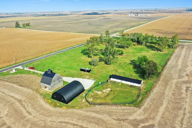 $650,000 | 8871 North 5000E Road, Manteno, IL 60950