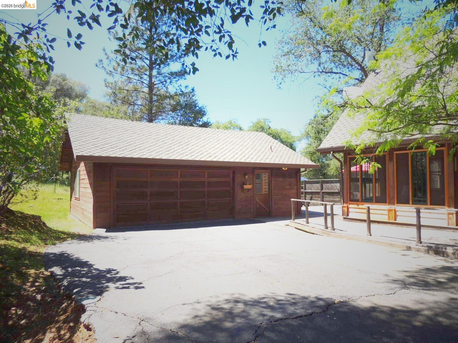 19270 Ferretti Road Groveland, CA 95321 - Photo 11 of 76