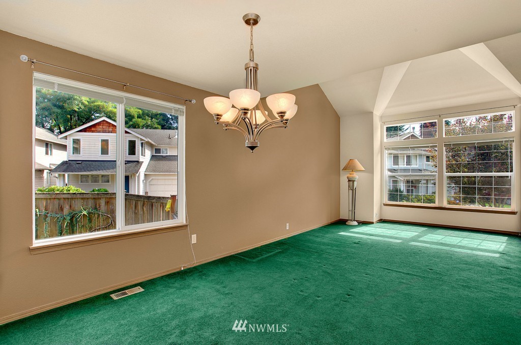 12840 Southeast 175th Court Renton, WA 98058 - Photo 6 of 8 Gallery Image 6
