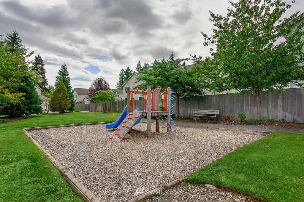 12840 Southeast 175th Court Renton, WA 98058 - Photo 8 of 8 Gallery Image 8