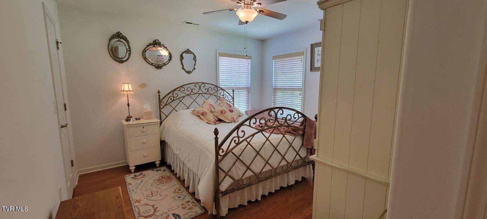 687 Suffolk Road Johnson City, TN 37615 - Photo 15 of 25 Master BR