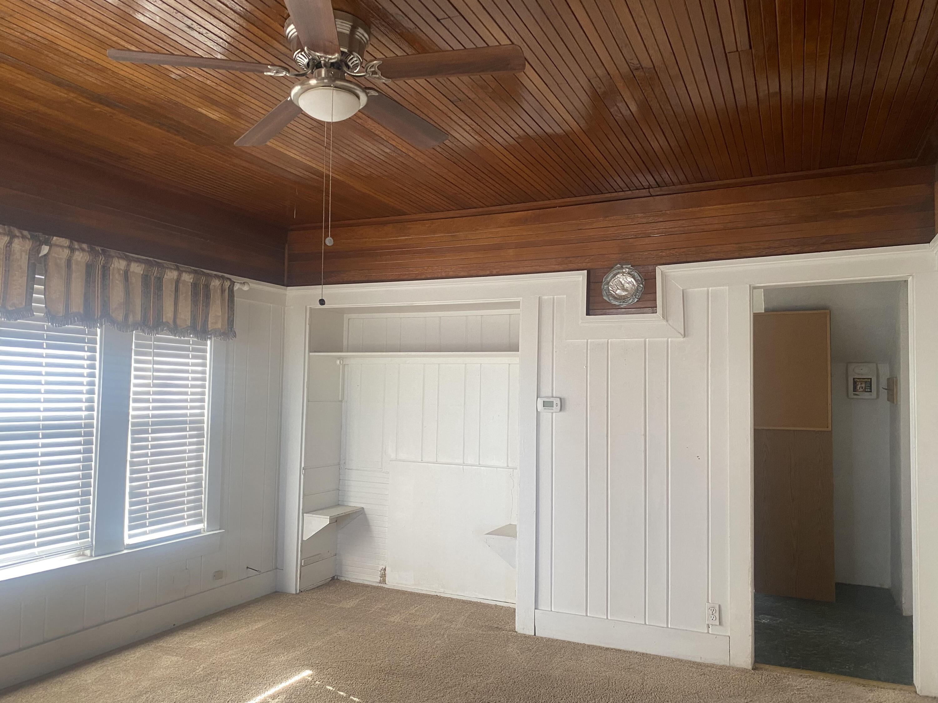 332 North Madison Street Merrill, OR 97633 - Photo 11 of 37 m8