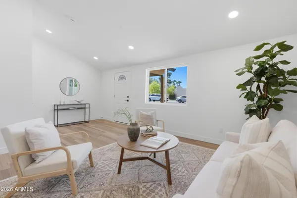 $1,155,000 | 1805 North 31st Street, Phoenix, AZ 85008