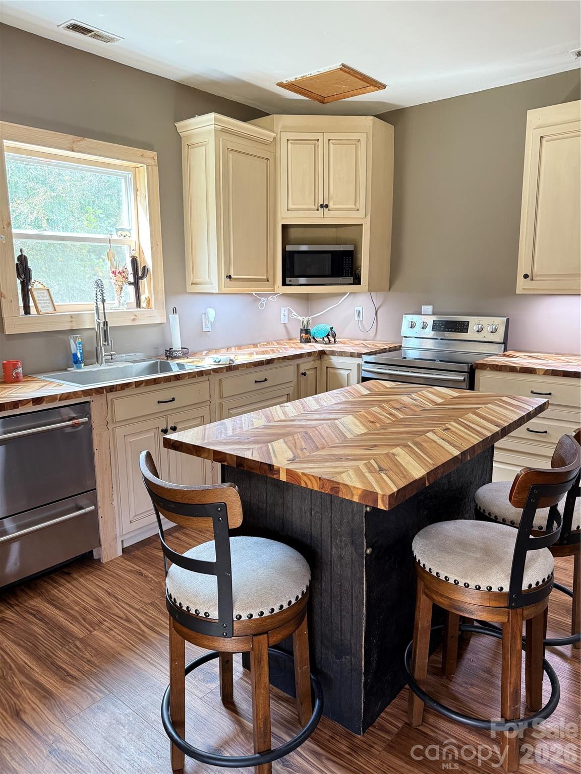 15869 Silver Road Oakboro, NC 28129 - Photo 5 of 40