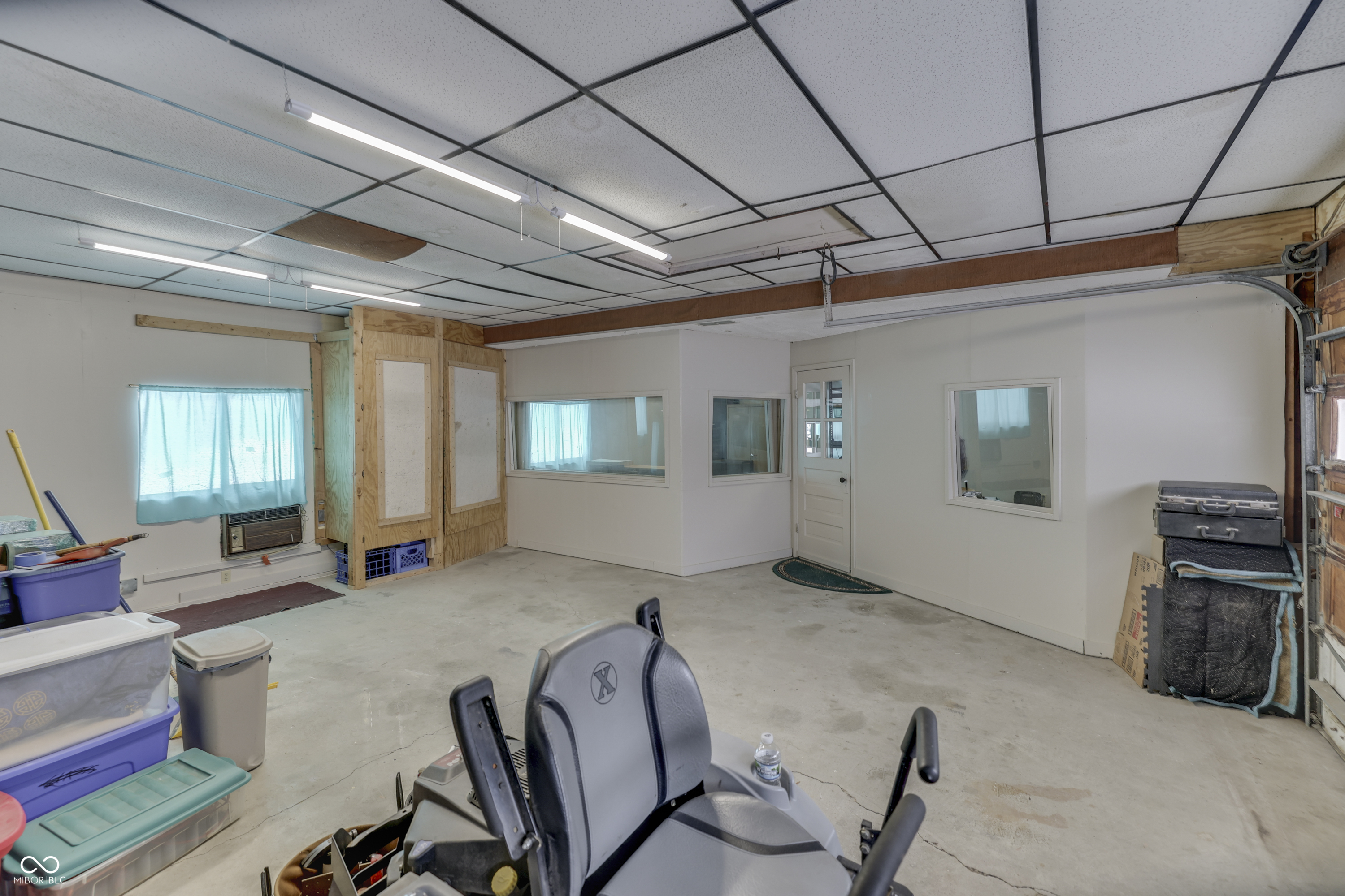 2605 South Franklin Road Indianapolis, IN 46239 - Photo 6 of 33