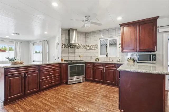 a view of a hallway with windows