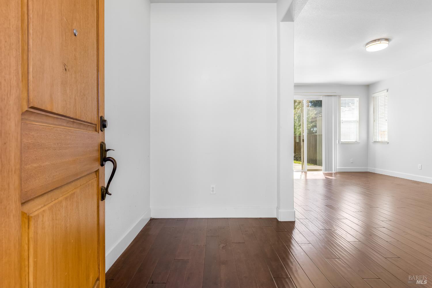 2833 Linwood Avenue Santa Rosa, CA 95404 - Photo 3 of 64 Gallery Image 3