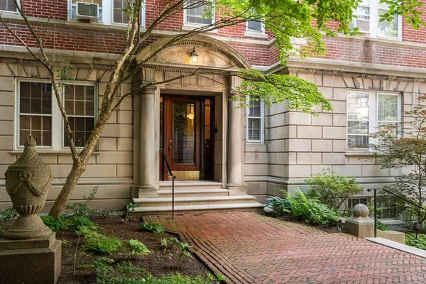 $685,000 | 4 Washington Avenue, Unit 18, Cambridge, MA 02140