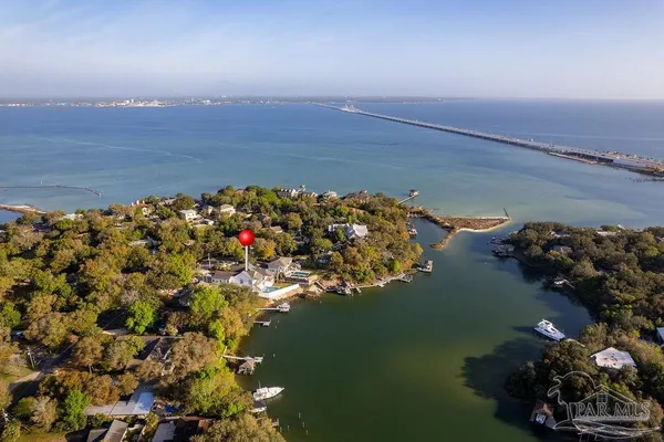 $4,500,000 | 50 Highpoint Drive, Gulf Breeze, FL 32561