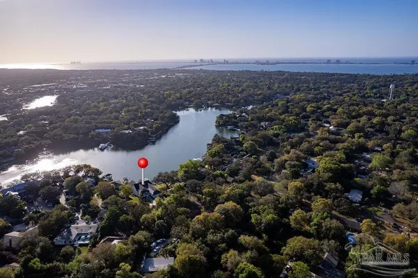 $4,500,000 | 50 Highpoint Drive, Gulf Breeze, FL 32561