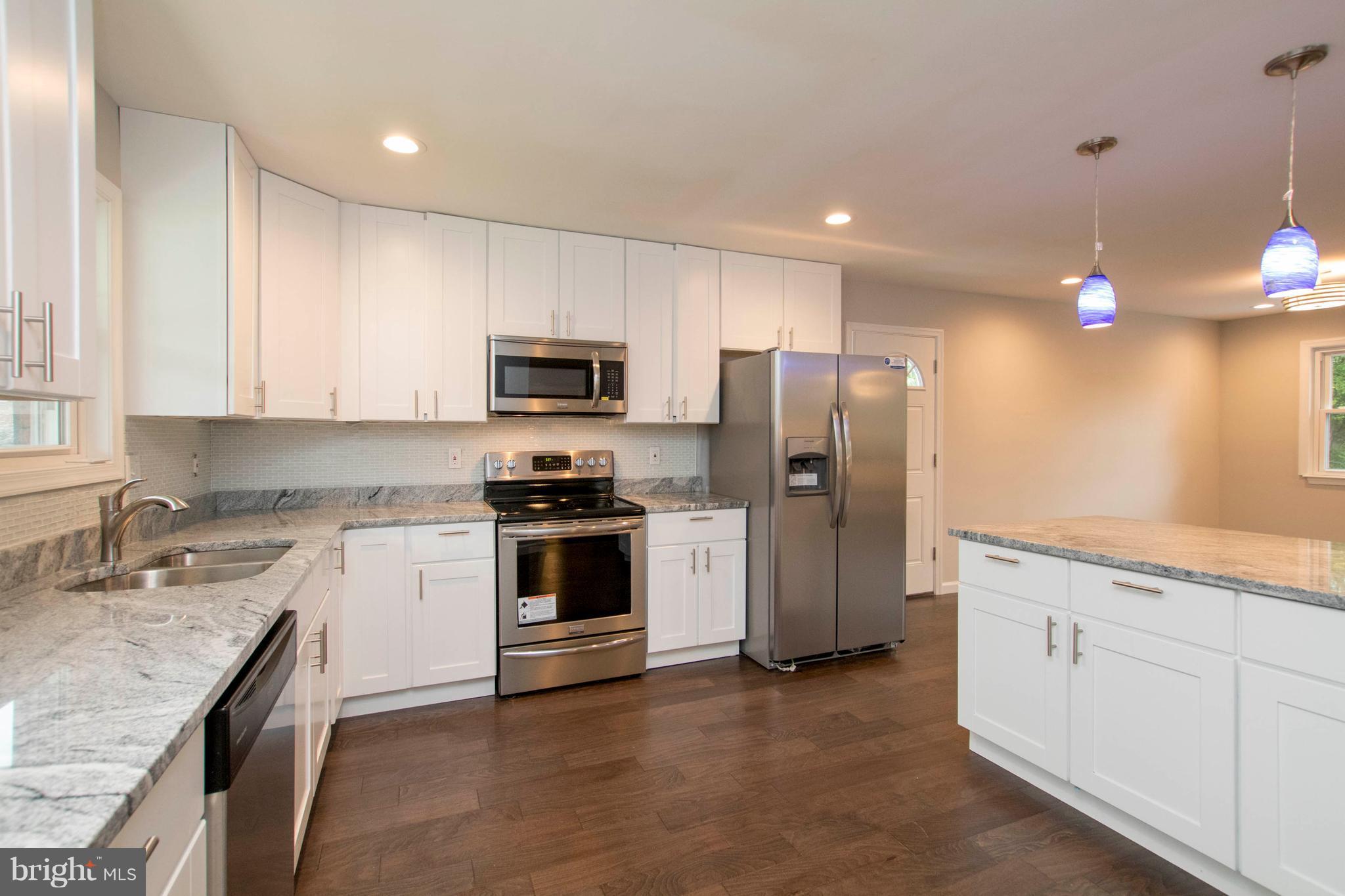 4306 Winterode Way Baltimore, MD 21236 - Photo 3 of 29 Kitchen