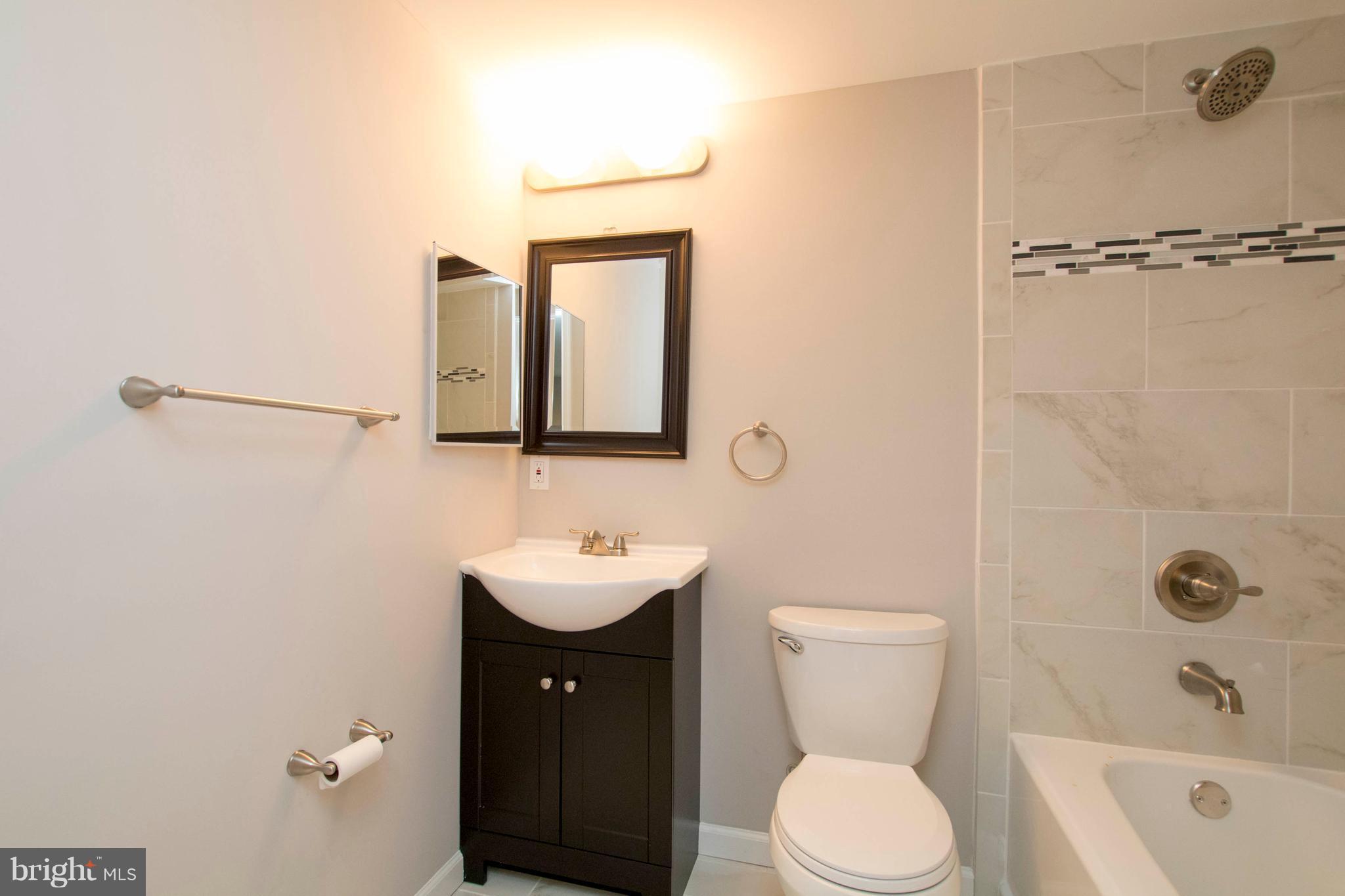 4306 Winterode Way Baltimore, MD 21236 - Photo 25 of 29 Bath