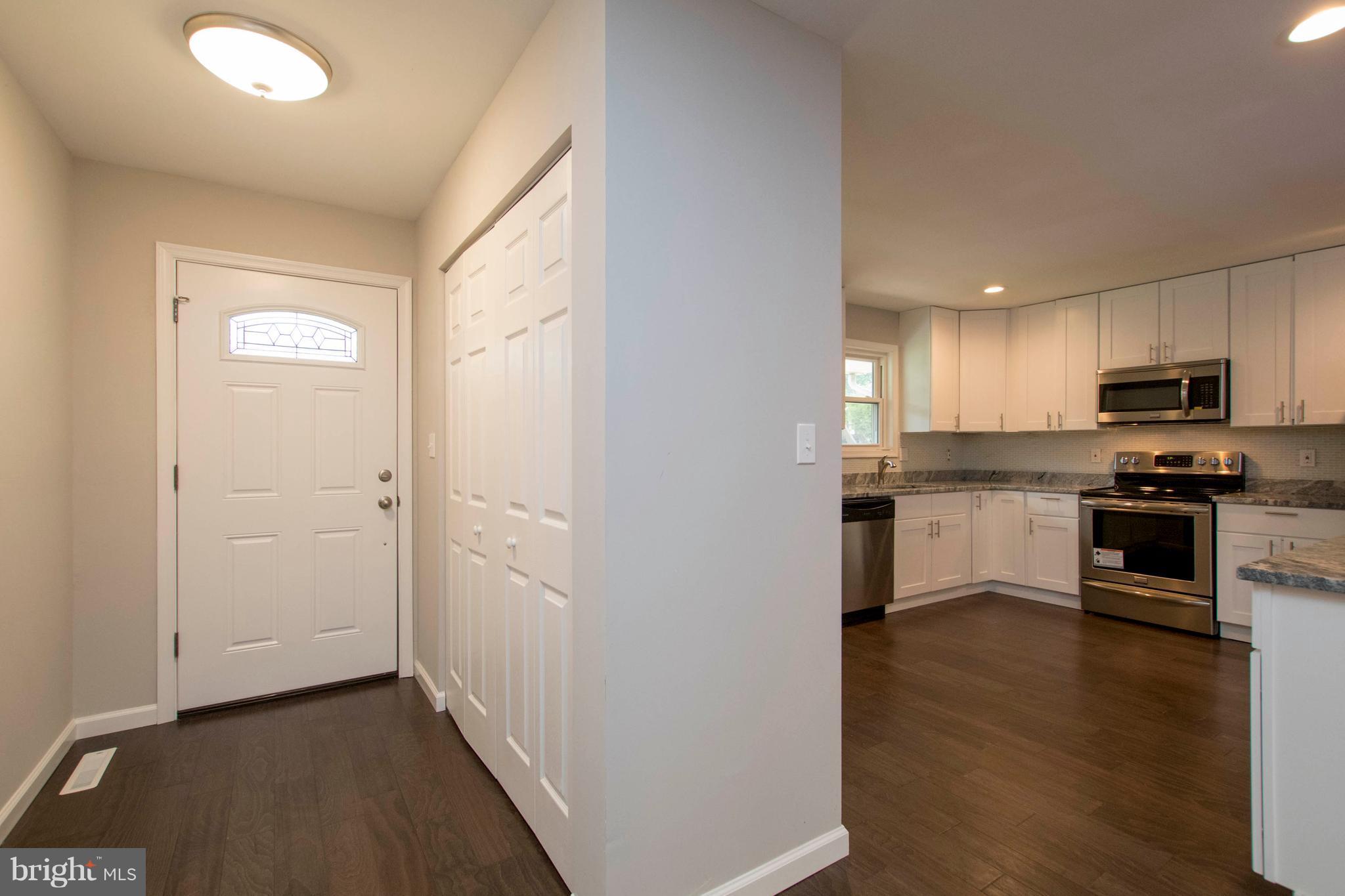 4306 Winterode Way Baltimore, MD 21236 - Photo 4 of 29 Kitchen