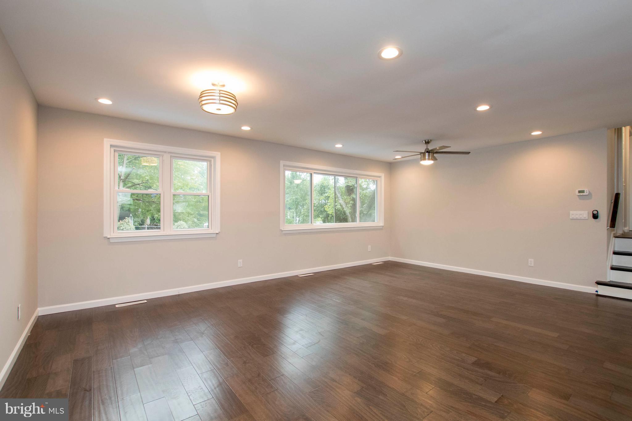 4306 Winterode Way Baltimore, MD 21236 - Photo 8 of 29 Dining Room