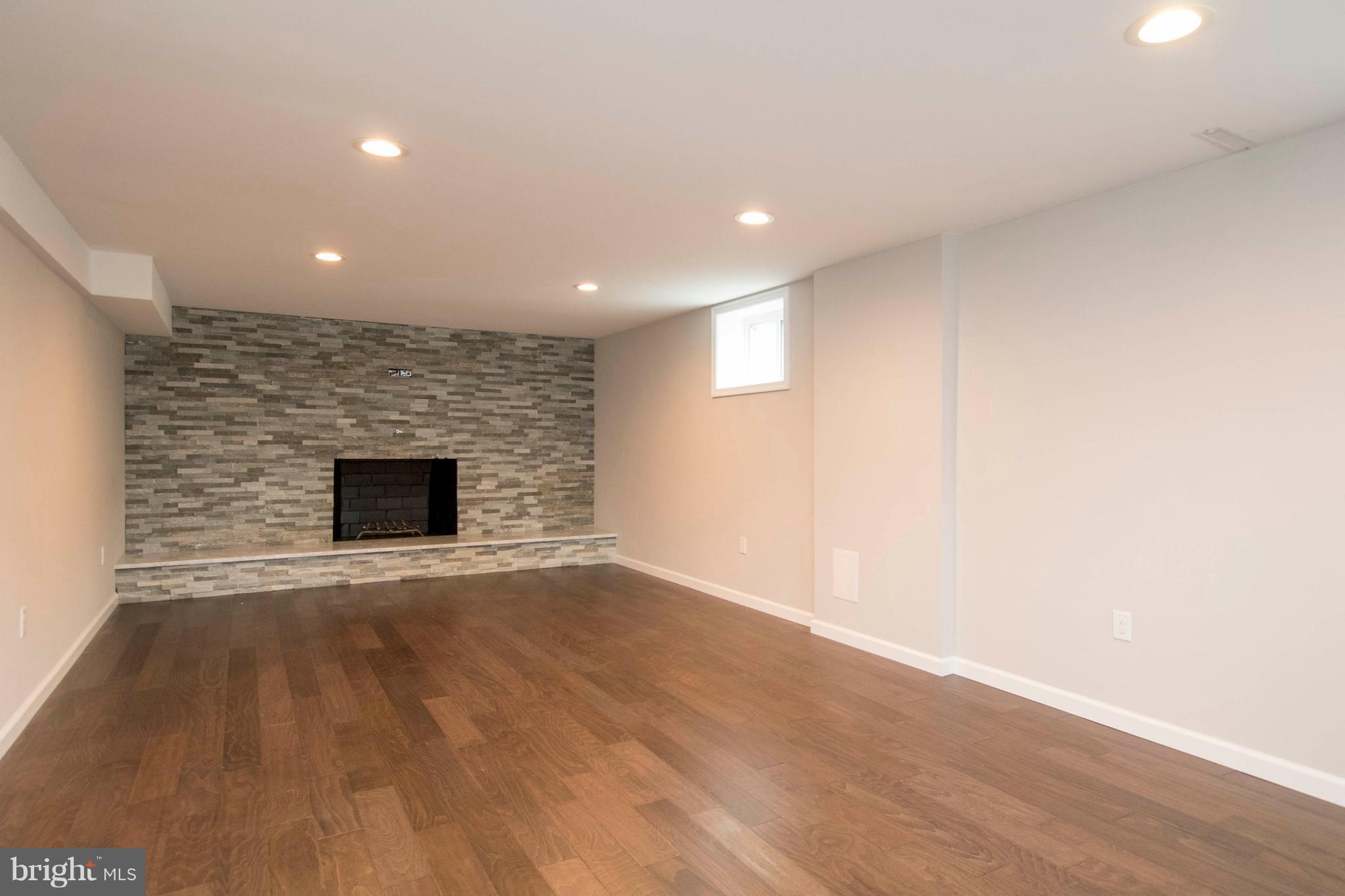 4306 Winterode Way Baltimore, MD 21236 - Photo 10 of 29 Family Room