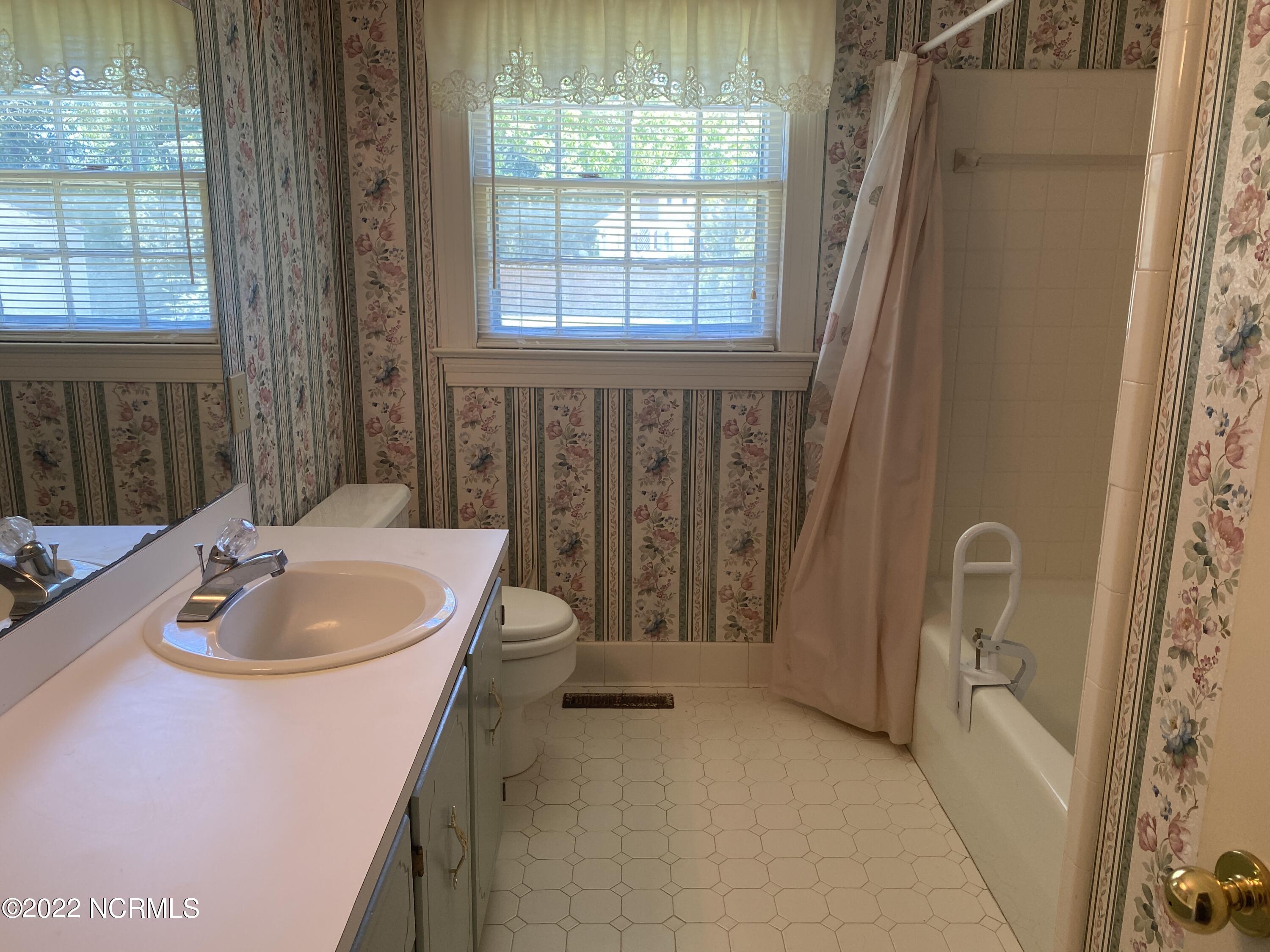 3207 Hodges Road Kinston, NC 28504 - Photo 8 of 15 Downstairs Bathroom