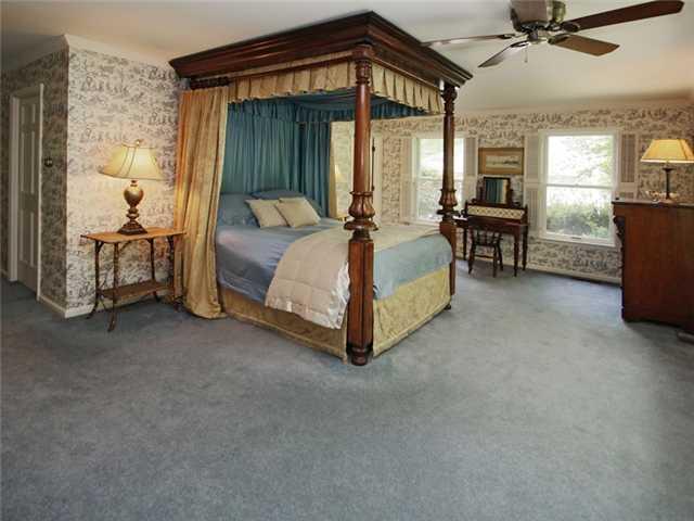7960 Fox Run Road Indianapolis, IN 46278 - Photo 11 of 24 Gallery Image 11