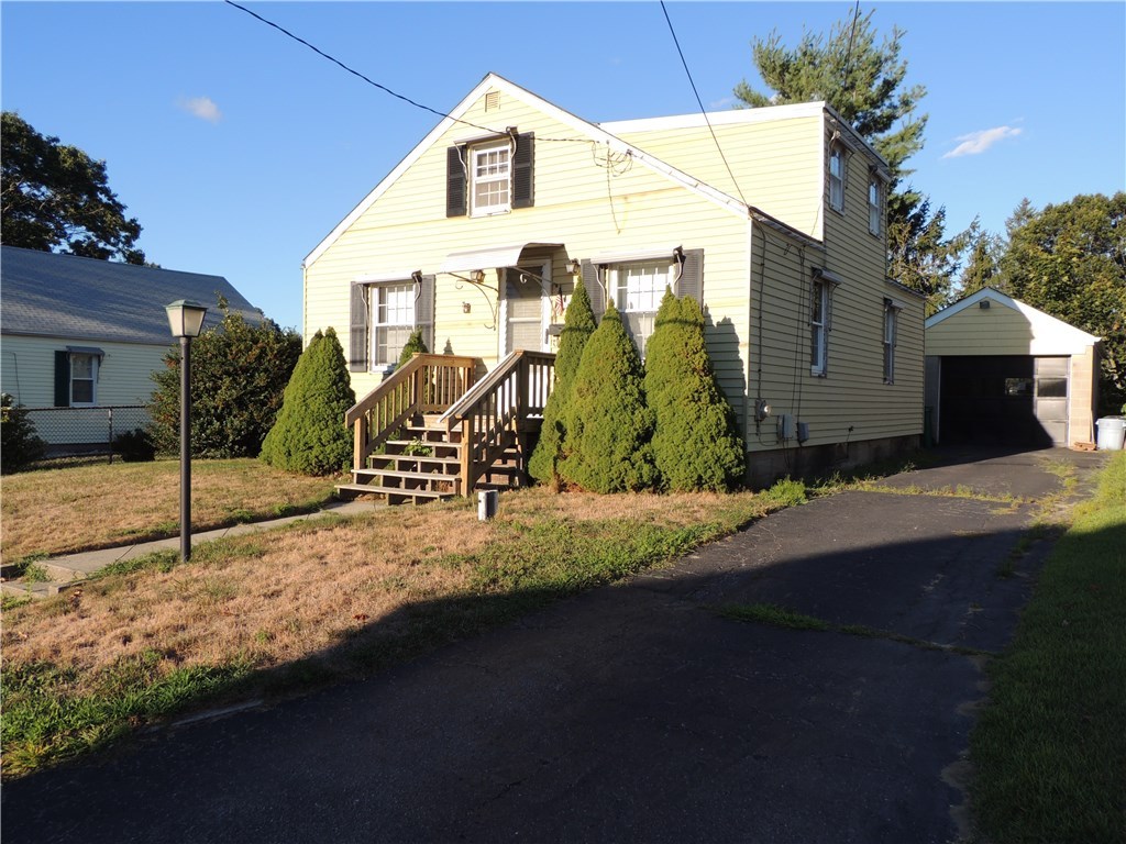 164 Tennyson Road Warwick, RI 02888 - Photo 1 of 34 Gallery Image 1