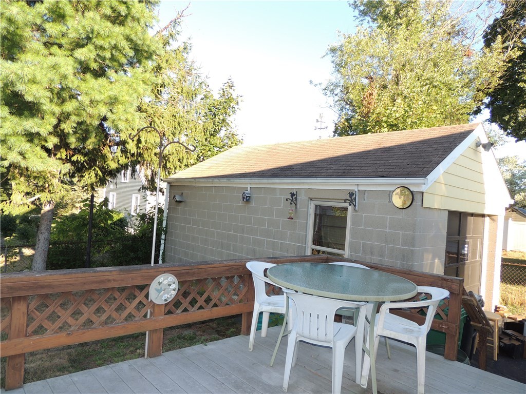 164 Tennyson Road Warwick, RI 02888 - Photo 28 of 34 Gallery Image 28