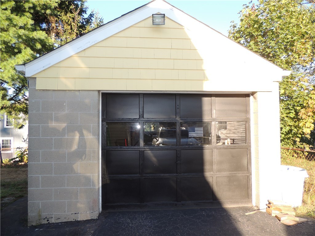 164 Tennyson Road Warwick, RI 02888 - Photo 30 of 34 Gallery Image 30