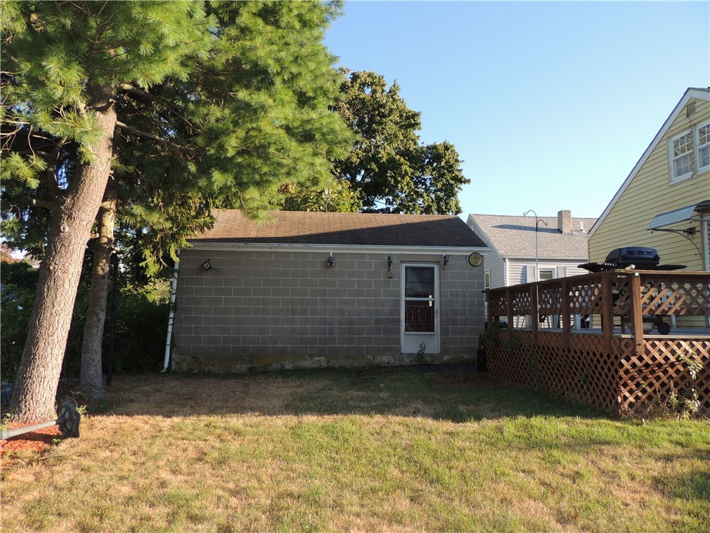 164 Tennyson Road Warwick, RI 02888 - Photo 33 of 34 Gallery Image 33