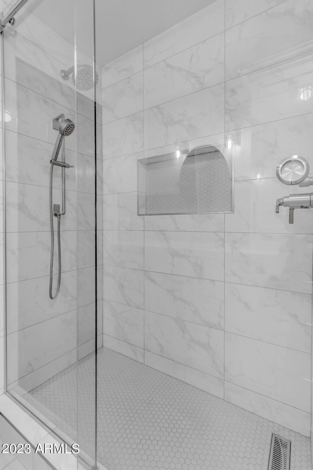 7013 North 10th Avenue Phoenix, AZ 85021 - Photo 20 of 40 24-web-or-mls-070_7013 N 10th Ave - Phoe