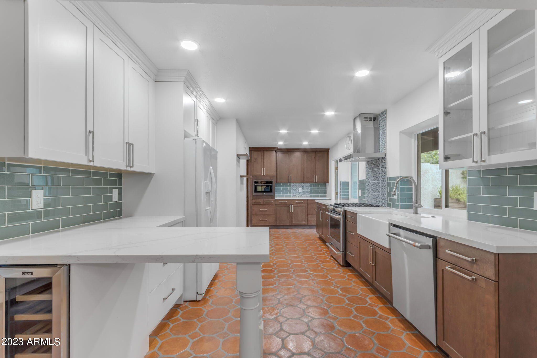 7013 North 10th Avenue Phoenix, AZ 85021 - Photo 3 of 40 12-web-or-mls-034_7013 N 10th Ave - Phoe