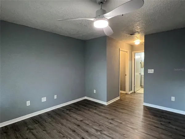 $1,875 | 10265 Gandy Boulevard North, Unit 1709, St. Petersburg, FL 33702