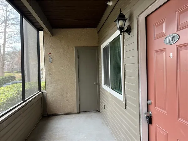 $1,875 | 10265 Gandy Boulevard North, Unit 1709, St. Petersburg, FL 33702
