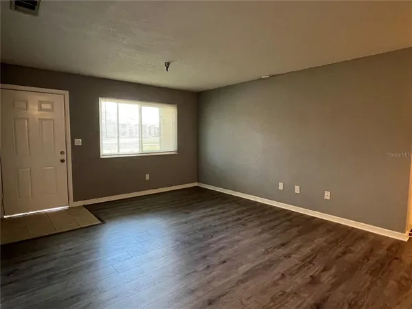 $1,875 | 10265 Gandy Boulevard North, Unit 1709, St. Petersburg, FL 33702