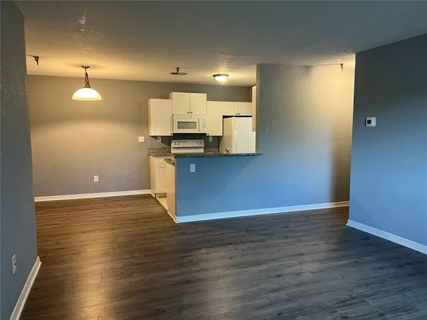 $1,875 | 10265 Gandy Boulevard North, Unit 1709, St. Petersburg, FL 33702