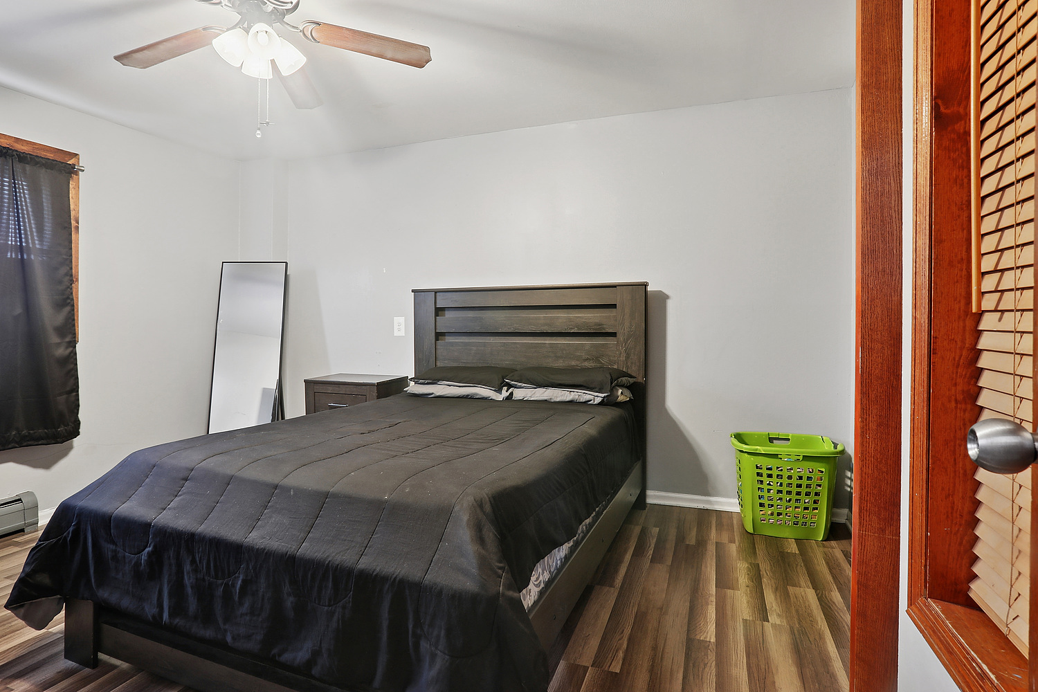 2312 West Algonquin Road, Unit 3 Rolling Meadows, IL 60008 - Photo 8 of 10 a bedroom with a bed and a window