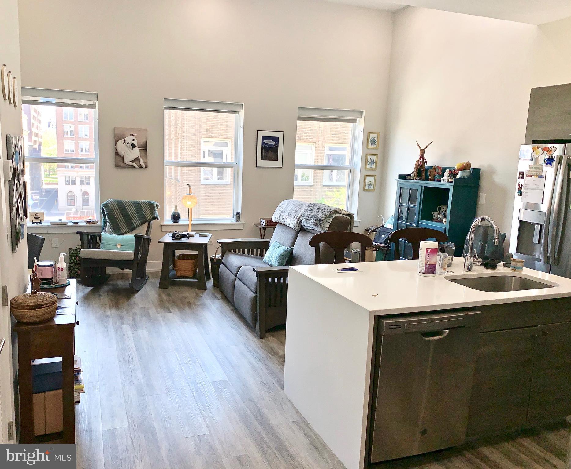 802 Sansom Street, Unit 403 Philadelphia, PA 19107 - Photo 10 of 19