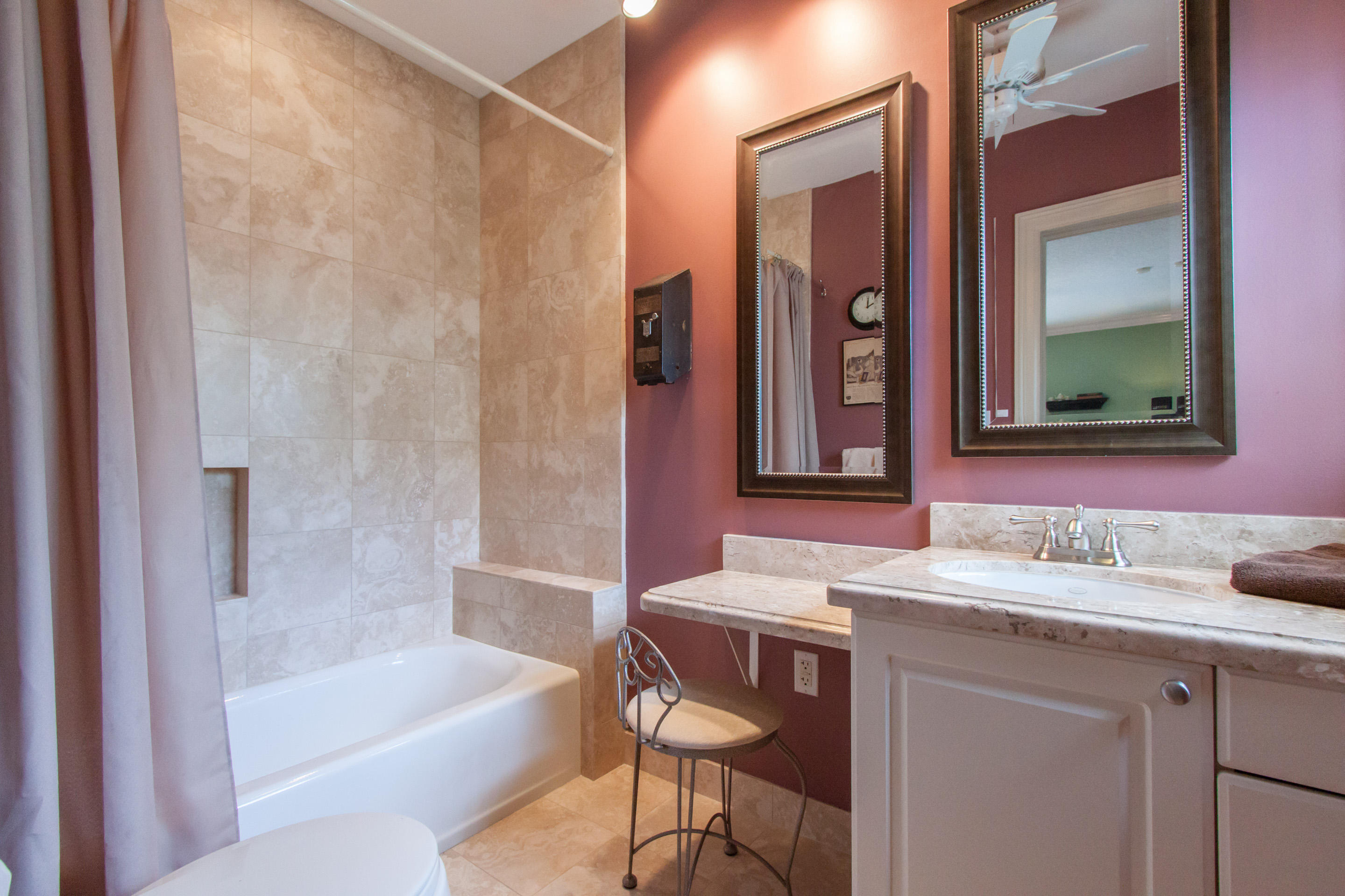 263 South Maya Palm Drive Boca Raton, FL 33432 - Photo 10 of 15 BR #2 Bathroom