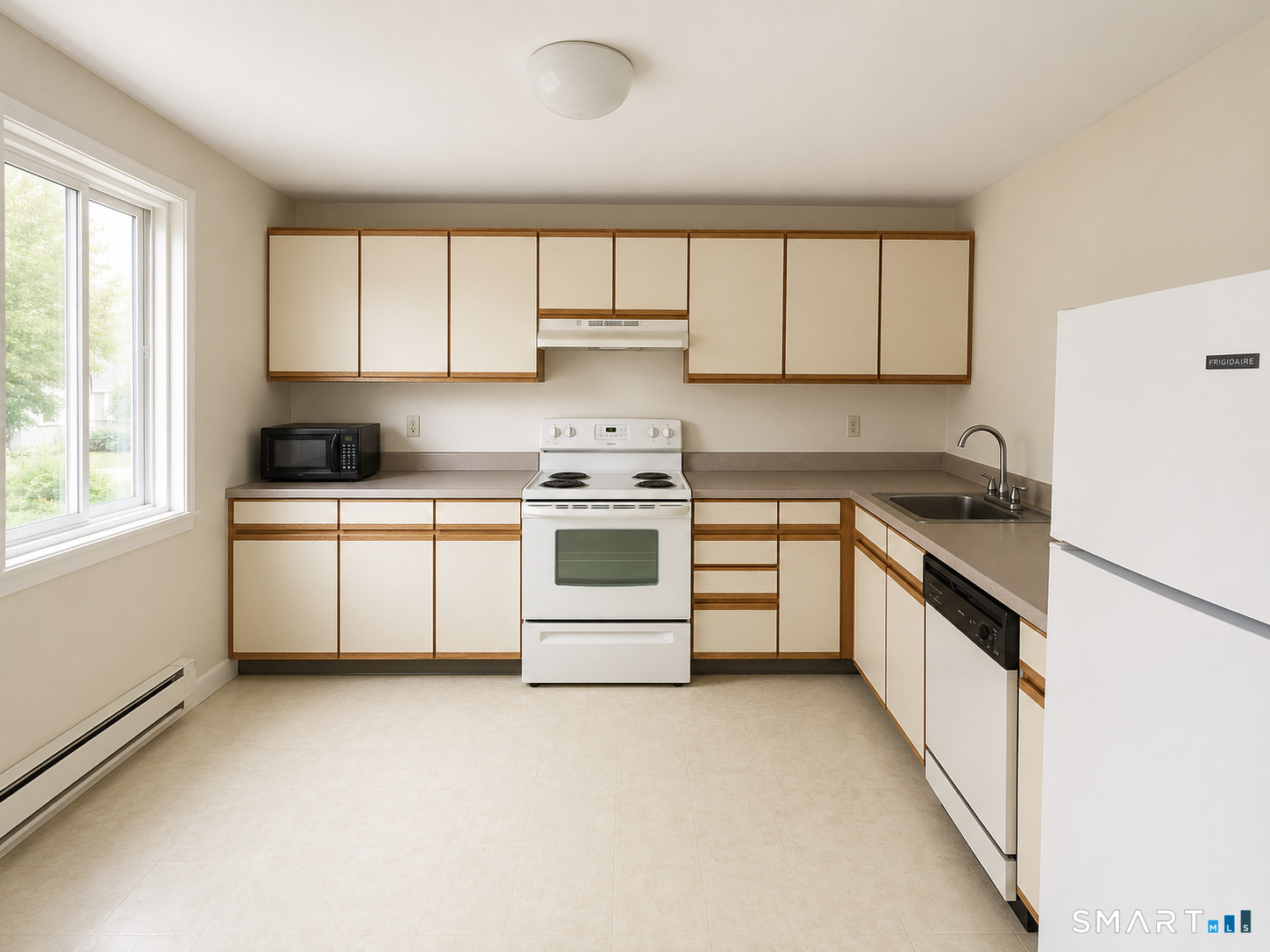 7 Padanaram Road, Unit B23 Danbury, CT 06811 - Photo 6 of 10