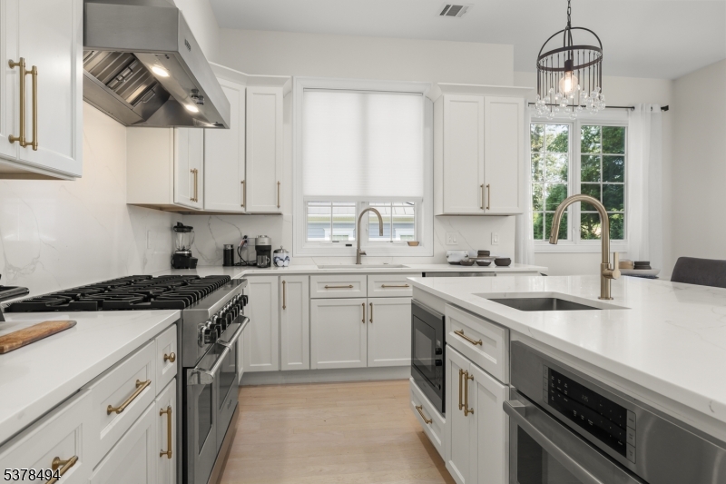 20 Woodfern Road Summit, NJ 07901 - Photo 16 of 46