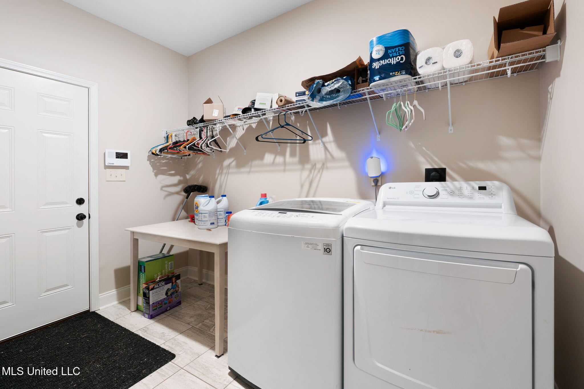 2512 Washington Woods Road Southaven, MS 38672 - Photo 13 of 26 17-web-or-mls-2512 Washington Woods Rd-1