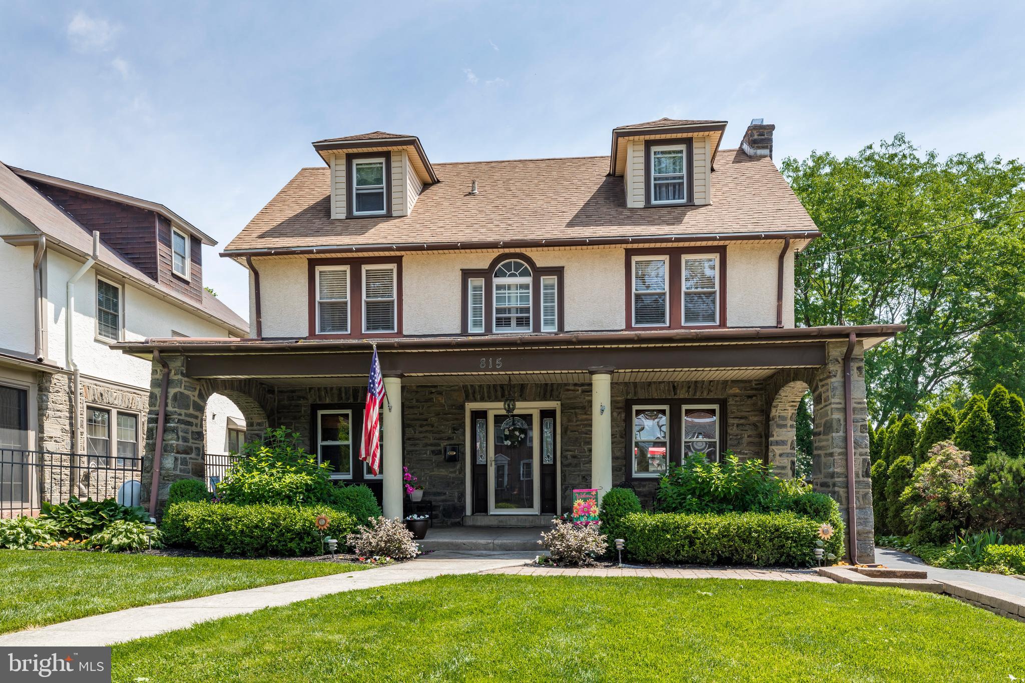 815 Earlington Road Havertown, PA 19083 - Photo 3 of 44